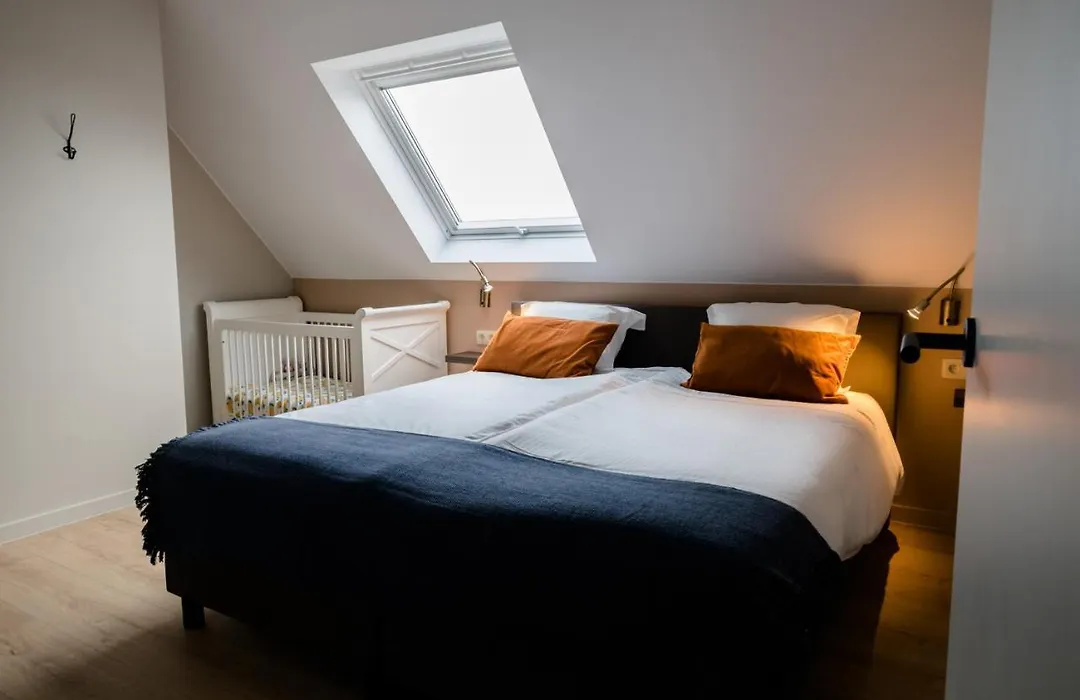 Coq Au Lit: Maison D'Etoile-1